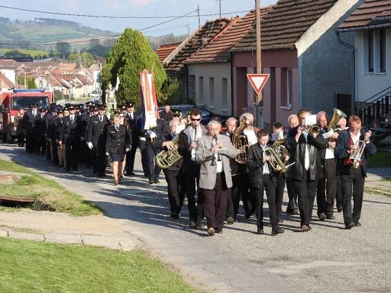 Kaplnka sv. Stanislava – Farnosť Radošovce