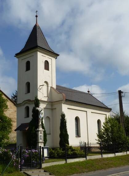 Soubor:Ostrava, Petřkovice, kostel.JPG – Wikipedie
