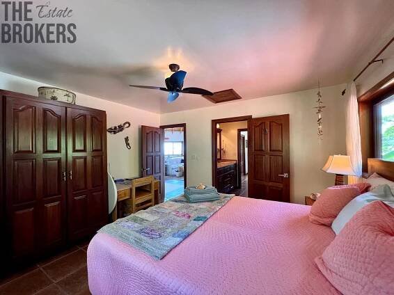 Ocean View 3BD & 2.5BT Home Lost Isles Estate, Roatan | Reality.iDNES.cz 