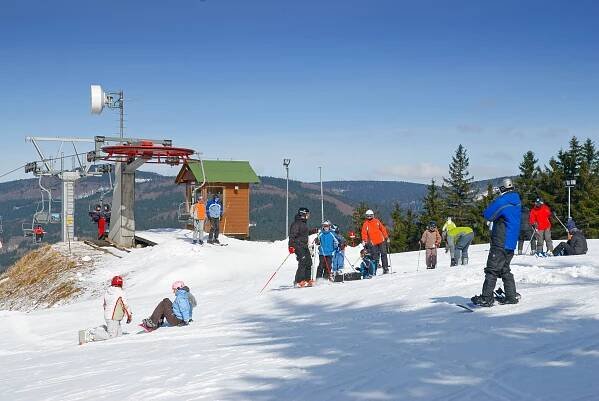 Skigebied Deštné v Orlických horách - Alpineskiën - Adelaarsgebergte en voorgebergte - Deštné v Orlických horách