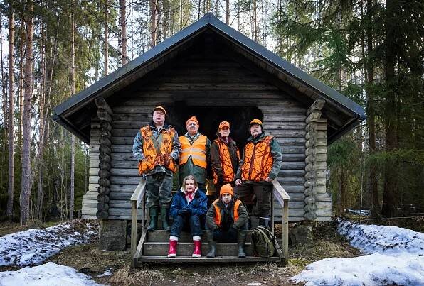 Jarkko Tiainen, Eero Saarinen, Paavo Kinnunen, Marjaana Maijala, Mimosa Willamo, Kari Hietalahti - Karuselli - Kaato - Promo