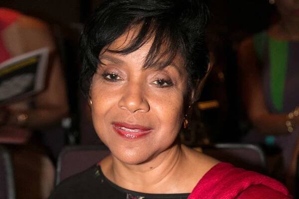 Phylicia Rashad apologizes to Howard University community following outcry over supportive Cosby tweet