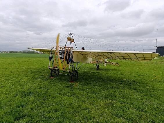Po 115 letech v akci. Bleriot bojoval s ostrými poryvy a neskutečnou záhadou