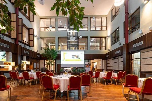 Hotel Baltaci Atrium Zlín Exterior photo