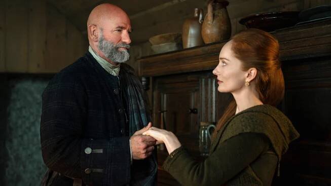 'Outlander' Stars Graham McTavish & Lotte Verbeek on Reuniting for Geillis & Dougal's Pivotal Meet-Cute in Season 7 (Exclusive)