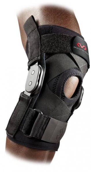 McDavid Hinged Knee Brace with Crossing Straps 429X cena od 2 319 Kč | Pricemania