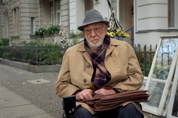 Mein Freund, das Ekel - Latein a.D. - Z filmu - Dieter Hallervorden
