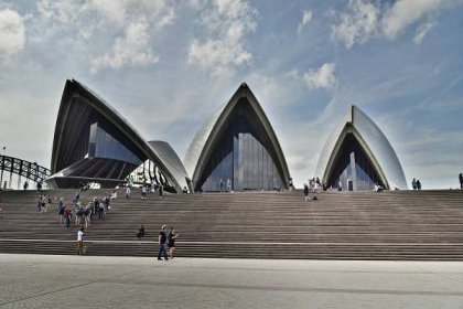 File:Sydney Opera House (Front 2).jpg - Wikimedia Commons