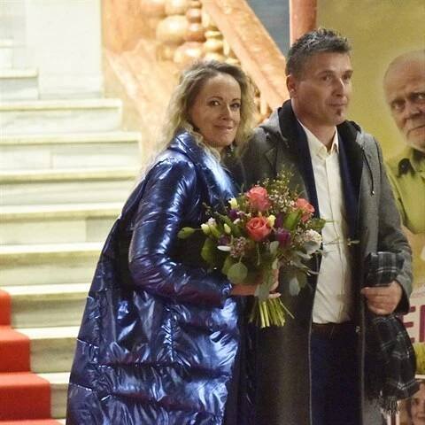 Alena Antalová s manželem opustili pražskou Lucernu ruku v ruce.