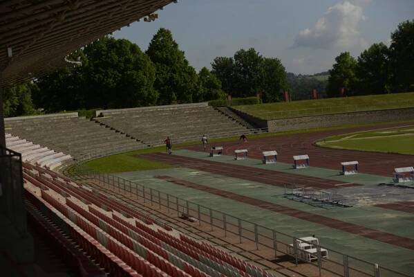 Atletický stadion