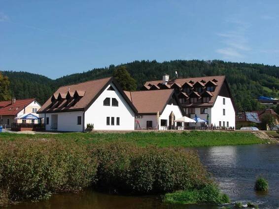 Hotel Vír Exterior photo