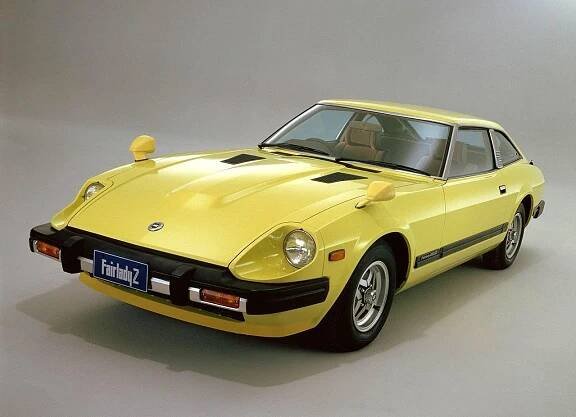 Datsun 280ZX – druhá generace je komfortnější osmdesátkový cesťák, pořád ale řidičsky zajímavý