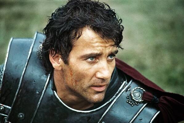 Král Artuš - Z filmu - Clive Owen