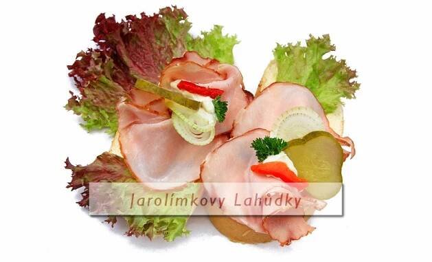 Chlebicek s moravskym uzenym