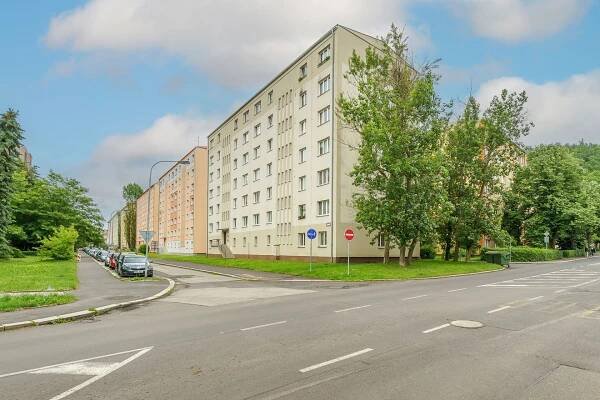 Prodej bytu 1+1, 37 m², Karlovy Vary, ul. Krymská - Vladimír Růžička - realitní makléř pro Karlovy Vary, Sokolov a Cheb