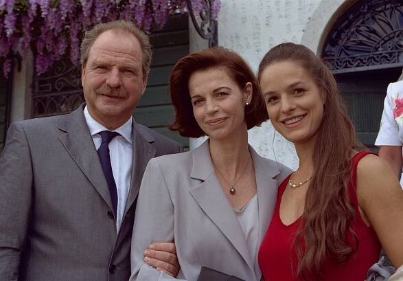 Friedrich von Thun, Anna Galiena, Helen Zellweger - Vino santo - Promo