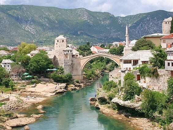 Bosna a Hercegovina jako bájný Fénix vstala z popela. Češi ji milují - iDNES.cz
