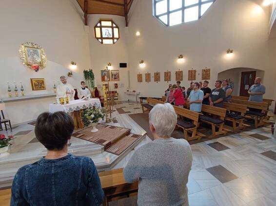 fotky z pouti na Maria Hilf - Římskokatolická farnost Pustkovec