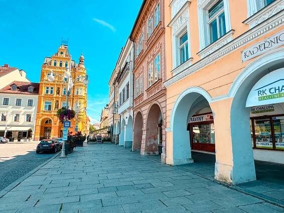 České město, ve kterém by chtěl žít každý. Ani na výlet ale není k zahození