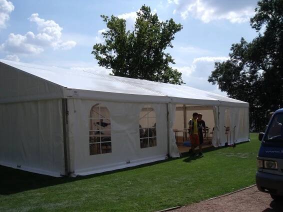Pronájem párty stanů 10×15 m | Moravia Propag 