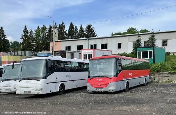 Fotografie SOR C 10,5 8T0 2869 ARRIVA autobusy