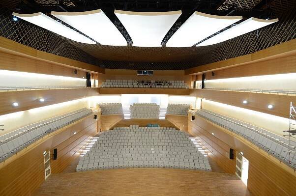 auditorium.seats