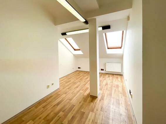 K pronájmu Kancelář 15 m² (č.j. 6K13) - Praha | CREAM Real Estate