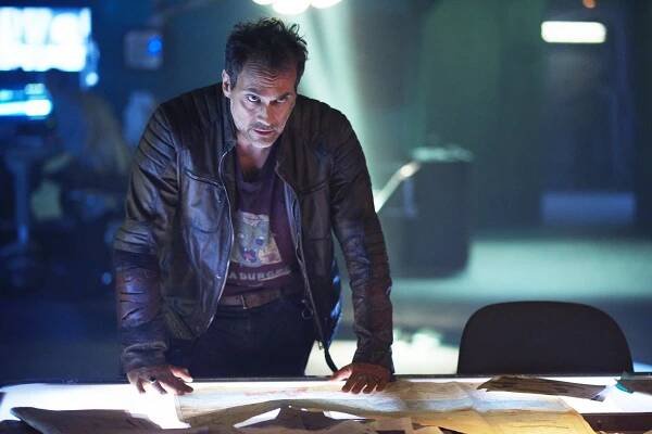 12 Monkeys - S02E05: Bodies of Water
