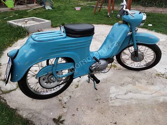 Jawa 50 typ 555 z roku 1959 - Deník 2024 - Gomotoru