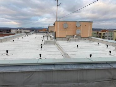 Zateplení ploché střechy, půdy. Odvětrání, izolace střechy | Maveizol České Budějovice