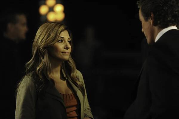 Necessary Roughness - Baggage Claim - Z filmu - Callie Thorne