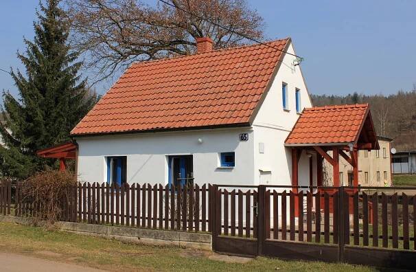 Domek u hlavní silnice