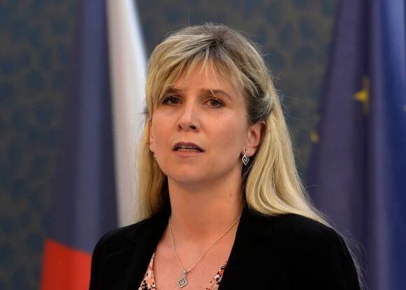 X-tý restart školství. „Nechládkovat“, úkol pro Valachovou