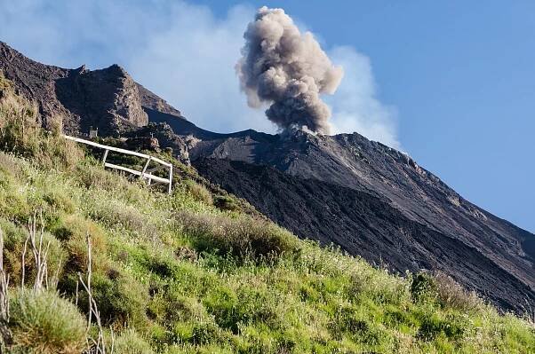 Itálie - Liparské ostrovy - Stromboli
