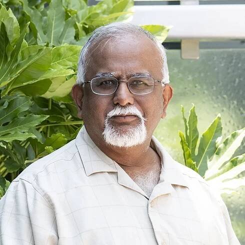 Krishnan-Portrait.jpg