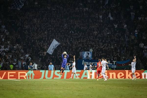 Karabach - Plzeň 0:0, skvělý brankář Staněk udržel naději na Ligu mistrů