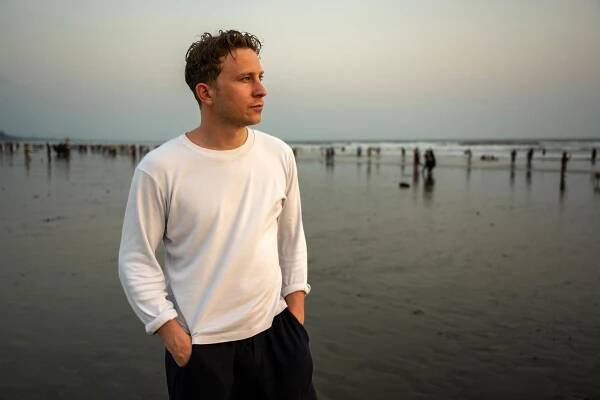 Max Hubacher