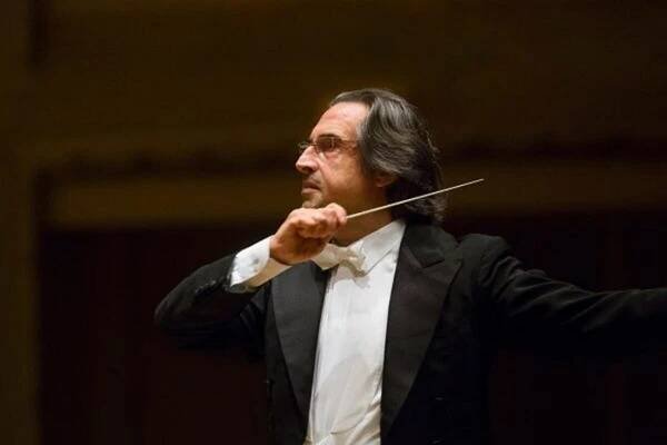 Dirigent Riccardo Muti otevře tradiční festival v Ravenně