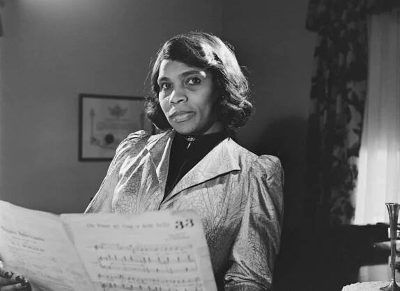 American contralto singer Marian Anderson