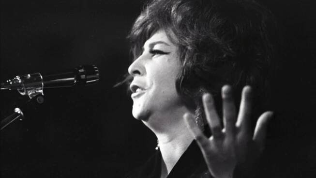 Eva Olmerová: vymydlená, voňavá, vulgární a upřímná