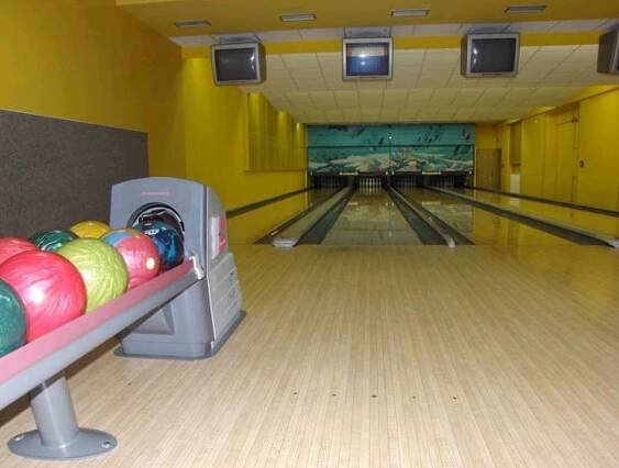 Zlatá Kovadlina Restaurace Bowling Praha | Apetee