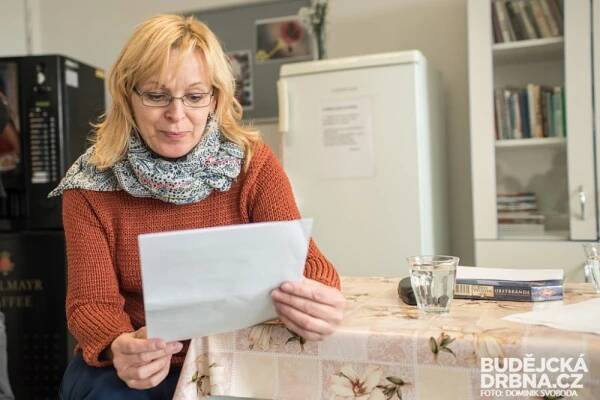 Věra Hlaváčková: Předčítáním v nemocnici pacienty alespoň na chvíli vytrhneme z myšlení na nemoc