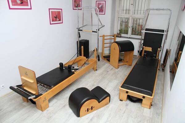 Pilates na strojích Reformer