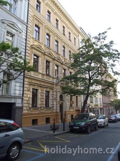 HOLIDAY HOME - Pension - apartmán v Praze , Praha a okolí