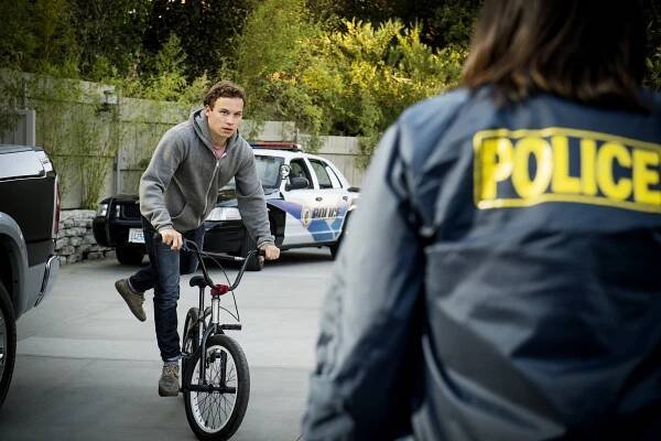 Animal Kingdom - What Have You Done (S01E10) (2016)