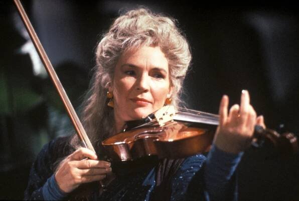 Fionnula Flanagan