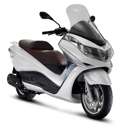 skútr Piaggio X10 125 ie, Piaggio X10 ie Executive ABS/ASR, Piaggio X10 350 ie, Piaggio X10 350 ie Executive ABS/ASR & Piaggio