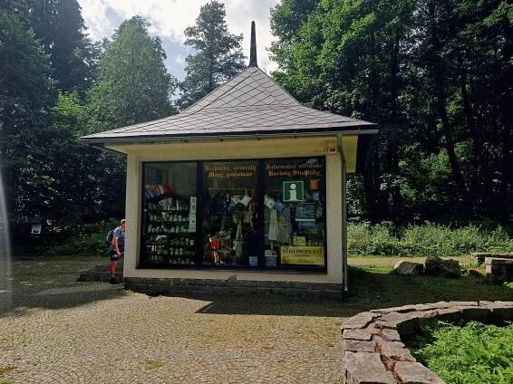 Informační centrum Domeček pokladů Karlova Studánka foto 2