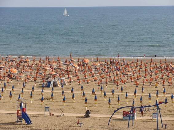 Spiaggia - NEMO tour 