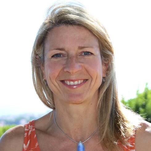 Anna Russell 2016